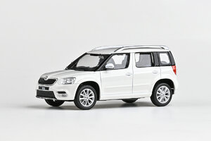 Škoda Yeti FL (2013) Bílá Candy Metalíza